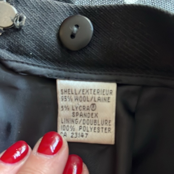 Talbots Petite Black Midi Front Slit skirt size 2P - Picture 10 of 11